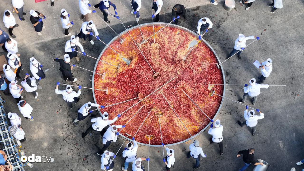 sucuklu yumurta rekoru kirildi F7f4drdZ