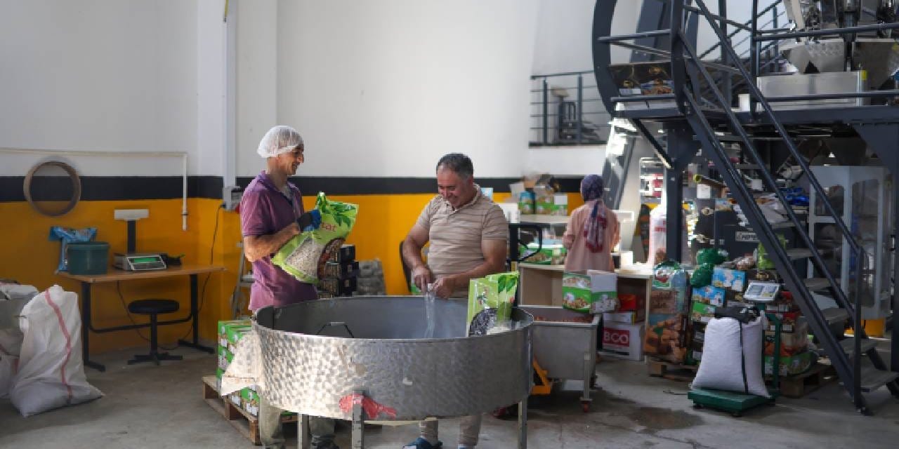 vanli gulsima hayalini fabrikaya donusturdu 86 urunle 50 kisiye is imkani sagliyor 278kei9w