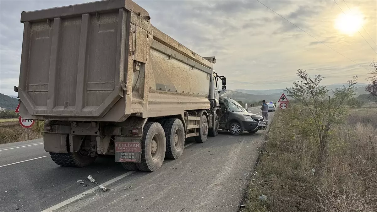 canda trafik kazasi 1 olu s5ghrYyP.jpg