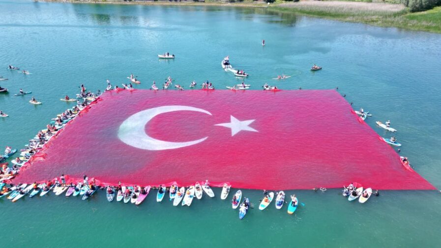 Kurbanlık Keçi Bayram Öncesi Kaçtı, Trafikte Kargaşa Yarattı