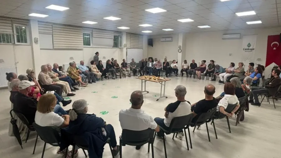 Çankaya’da CHP Üyeleri, Partinin Geleceği Üzerine Görüş Birliği Sağladı
